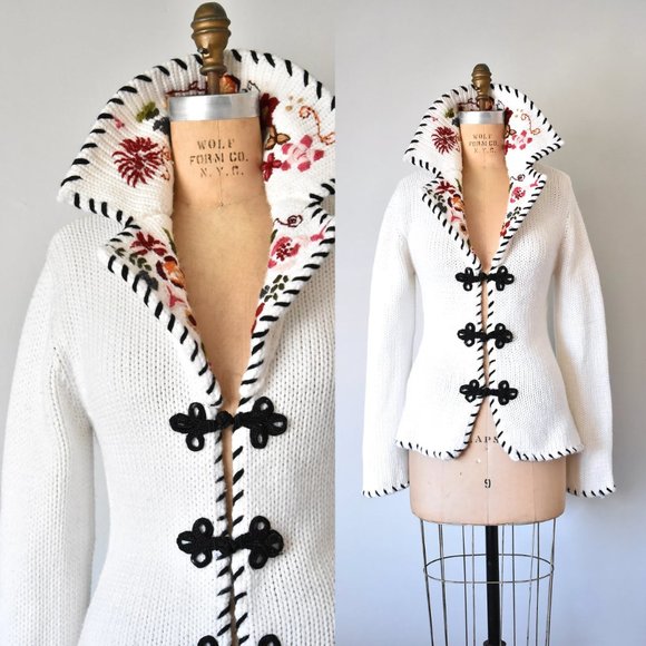 Vintage Sweaters - Body Central Vintage White Embroidered Floral Cardigan